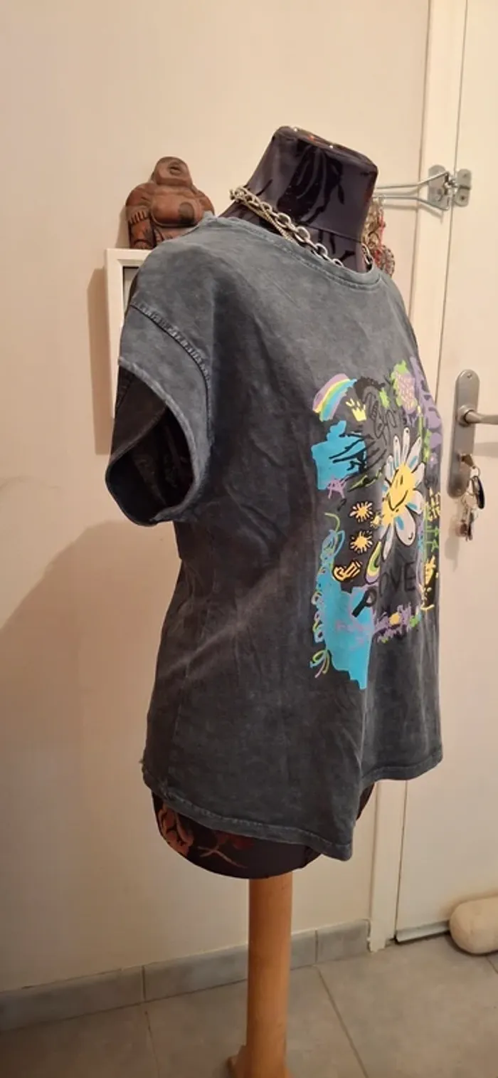 T-shirt peace and love gris - photo numéro 3