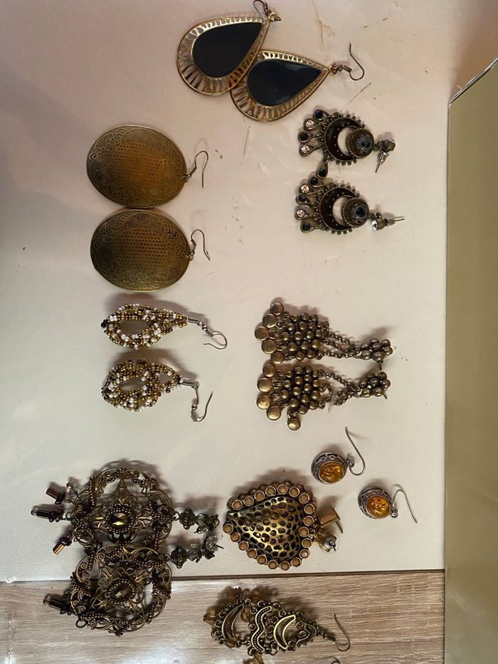 Lot boucles d’oreilles