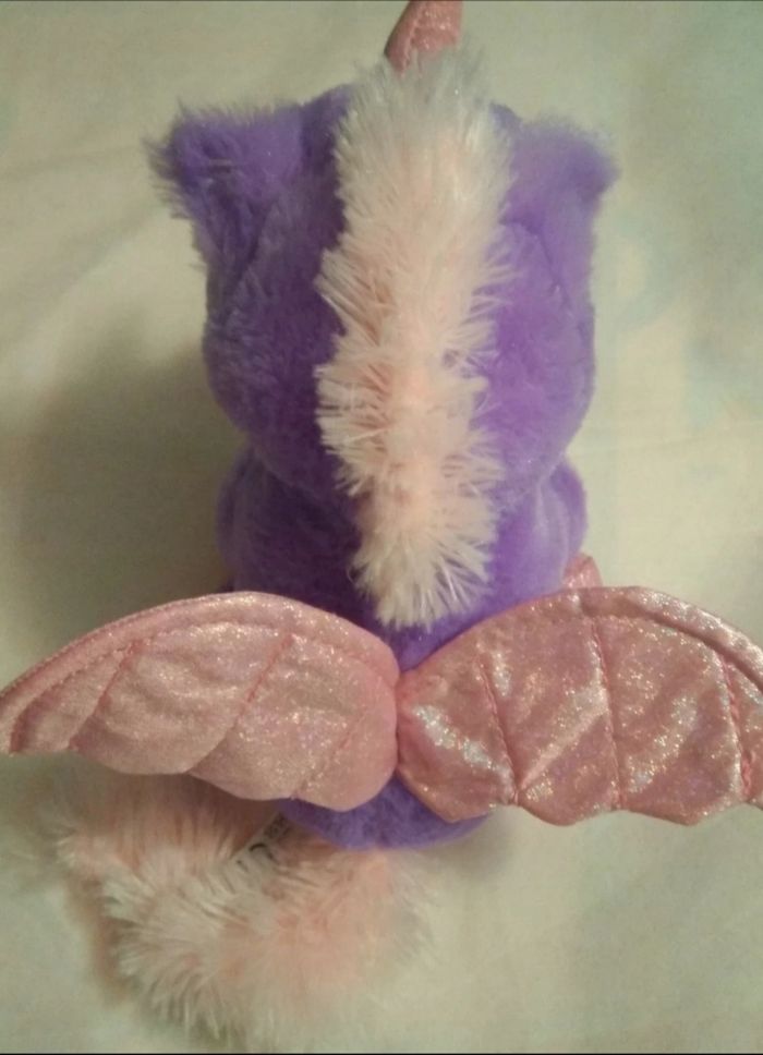 Adorable Licorne en peluche - Neuve - photo numéro 2