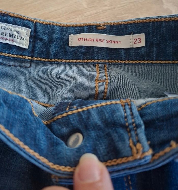 Jean Levi's - photo numéro 4