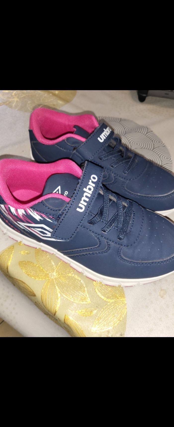 Basket fille umbro - photo numéro 2