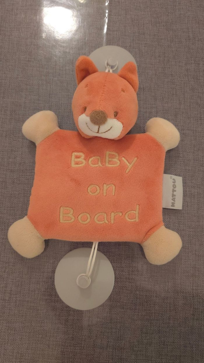 Neuf. 🥰🥰🥰 Bébé a bord pour voiture🥰🥰🥰