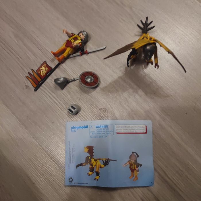 Playmobil 5462 dragon de pierre avec guerrier manque épaulette jaune accessoire casque bracelet marron du dragon