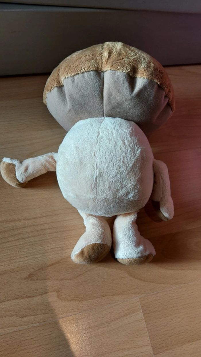 Champignon en peluche - photo numéro 3