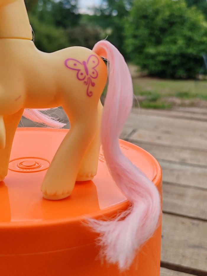 My little pony g2 - butterfly - photo numéro 3