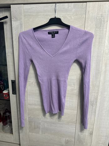 Pull violet amisu taille XS