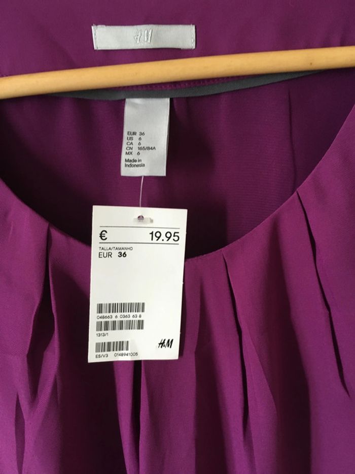 *Robe courte violet prune neuve taille 36. - photo numéro 2