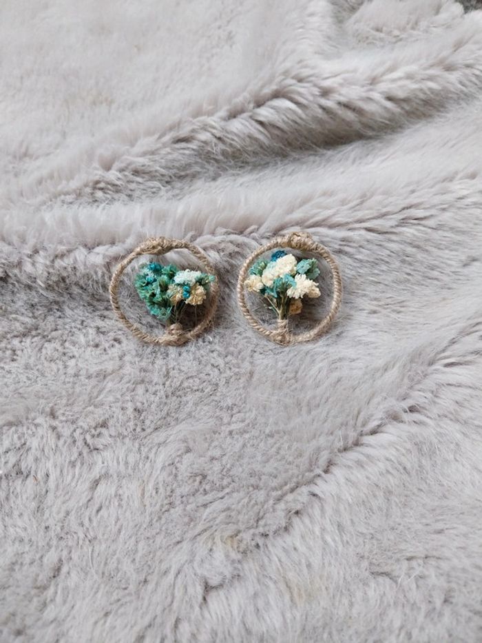 Boucles d'oreilles fleurs séchées - photo numéro 2
