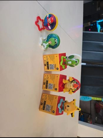 5 figurines Mac do mario galaxy