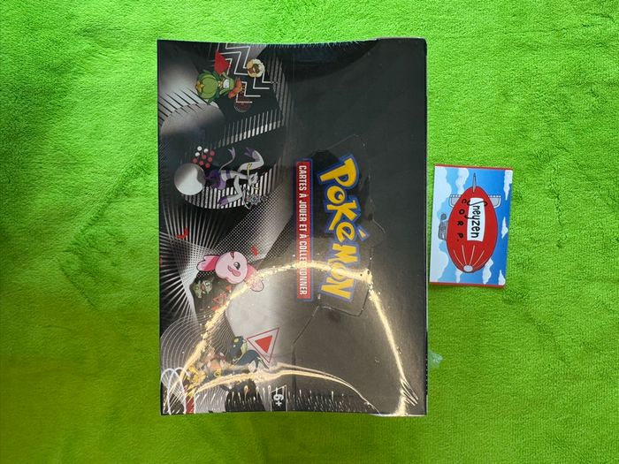 Display Mini Tins Pokémon EV10.5 Foudre Noir Flamme Blanche Neuf et Scellé - photo numéro 2