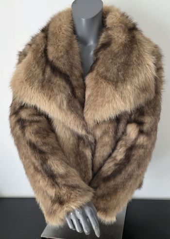 Manteau en fausse fourrure 🤎