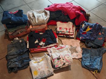 Gros lot vêtements fille taille 3 ans