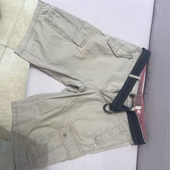 Short cargo beige plus ceinture
