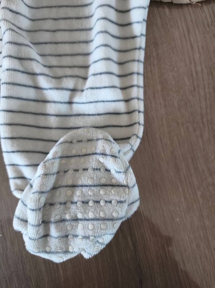 Pyjama 18 mois - photo numéro 3