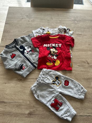 Ensemble jogging 4 pièces Disney Mickey