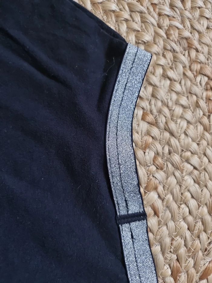 Jupe noire kiabi 8 ans - photo numéro 4