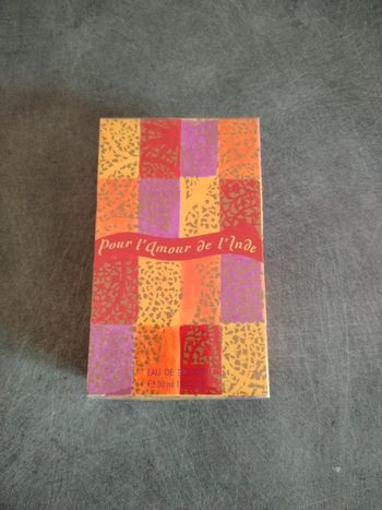 Eau de toilette neuf Pour l'amour de l'Inde Rare
