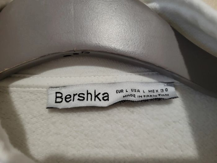 Pull bershka Taille L - photo numéro 3