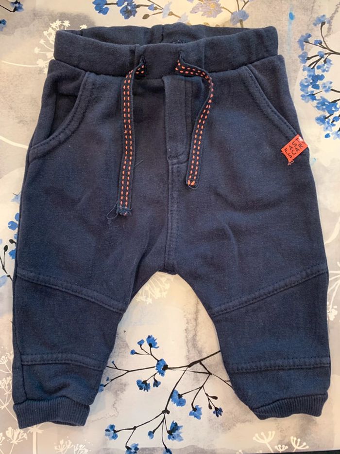Lot pantalons 6 mois - photo numéro 10