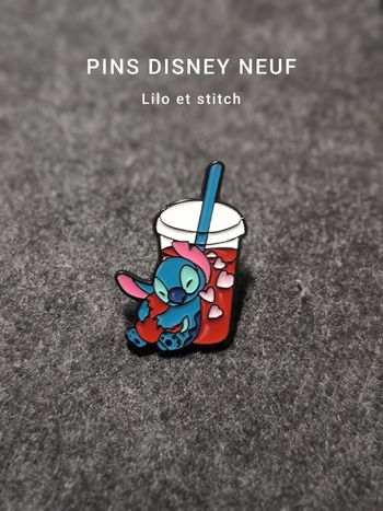 Pin's neuf Disney lilo et stitch