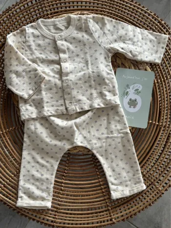 Ensemble, petit bateau, taille six mois neuf