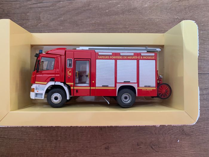Véhicule Pompier Eligor 1/43éme Scania Cabine Courte FPT Secours Routier Meurthe et Moselle - photo numéro 7