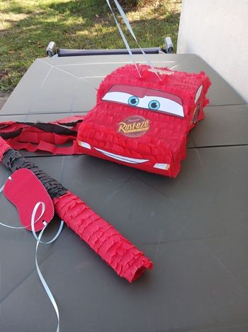 Pinata voiture 