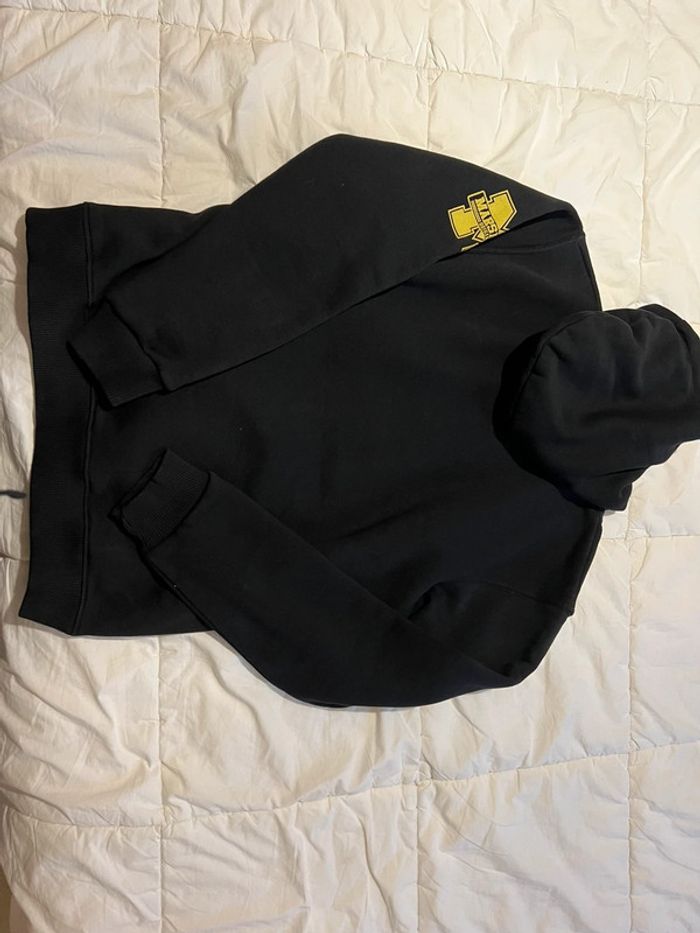 Pull noir - photo numéro 4