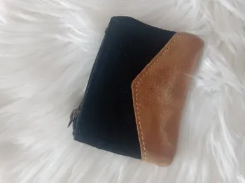 Magnifique porte monnaie en cuir noir et doré modèle Anne neuf Cherry Paris