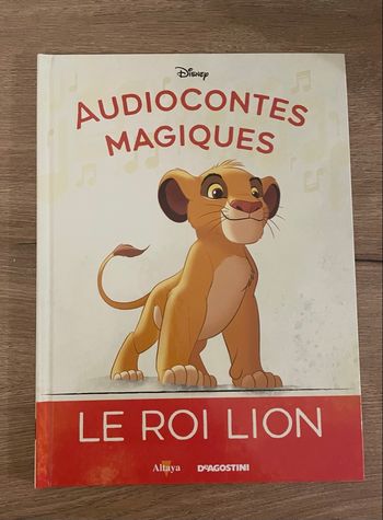 Livre le roi lion + figurine 