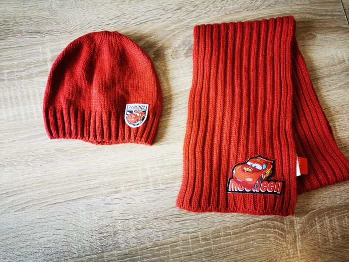 Bonnet + écharpe Cars
