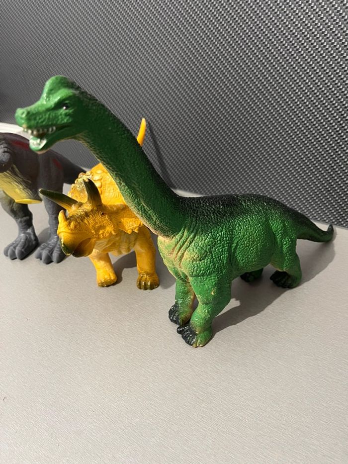 Lot dinosaures - photo numéro 3