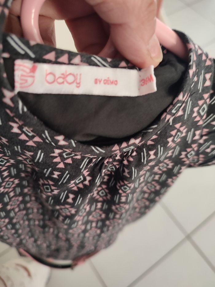 #kytie36moisfille. Robe manches courtes taille 36 mois - photo numéro 3