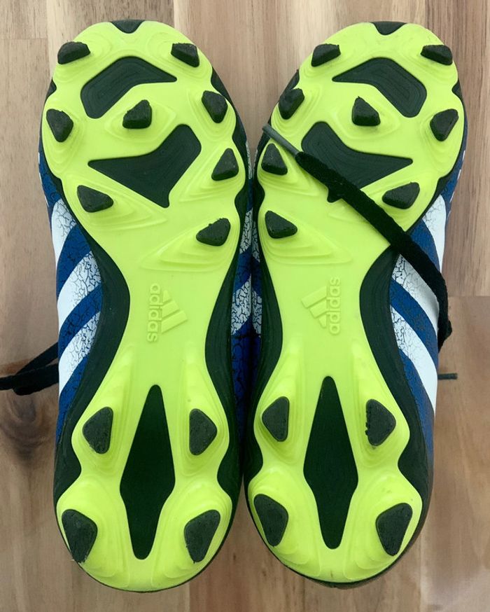 Chaussure de foot - photo numéro 3