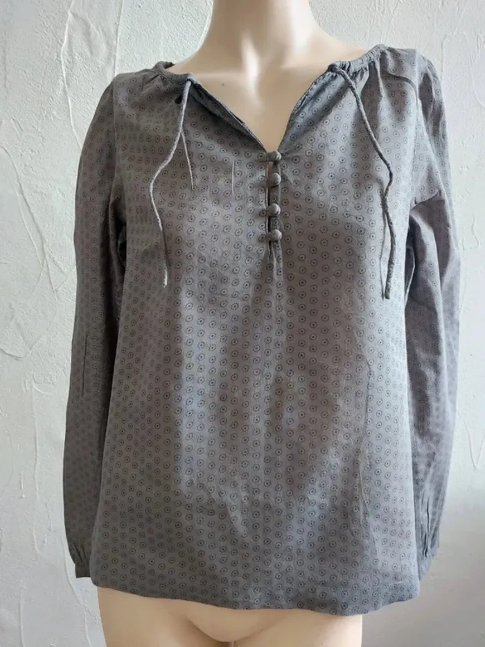 Blouse grise à motifs Taille S