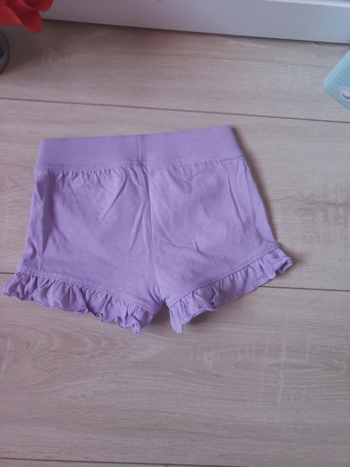 Lot de 2 shorts Primark 6-9 mois 1euro - photo numéro 5