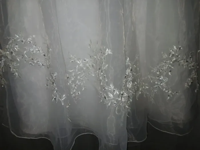 🩷 Jolie robe de cérémonie convient à une taille 12 ans. - photo numéro 3