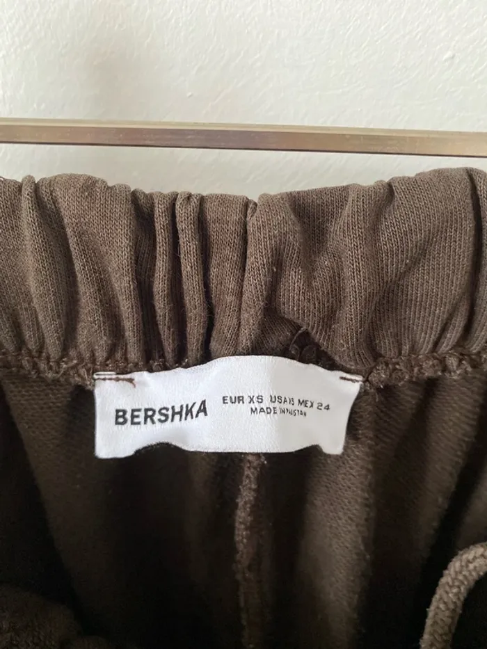 Pantalon jogging Bershka - photo numéro 2