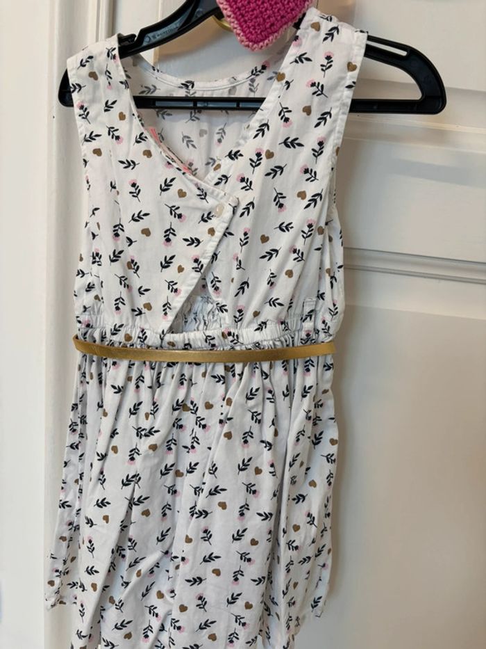 Robe fleurs habillé 4 ans - photo numéro 2