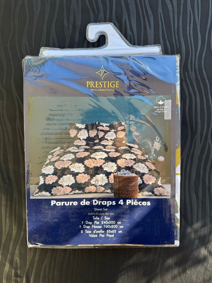 Parure de Lit 4 Pièces • 100% Coton • 160×200 • Drap Plat 240×300 • Taies 65×65 • Motif Floral Luxe - photo numéro 5