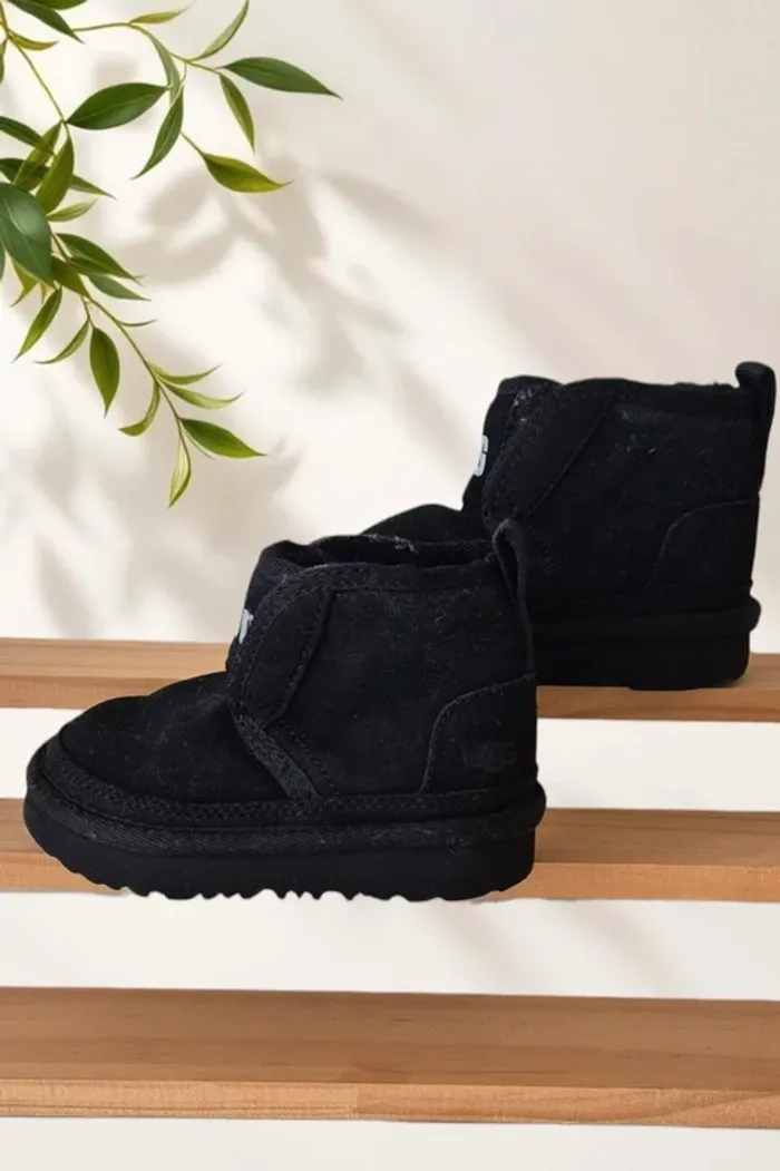 Bottines UGG Pointure 22