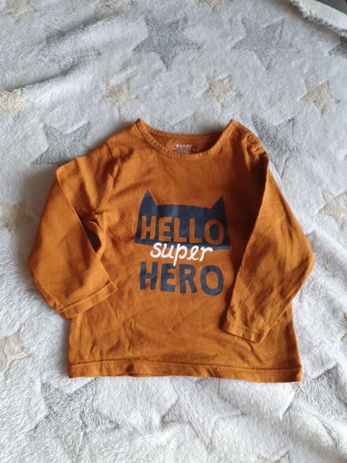 Tee-shirt maron super hero