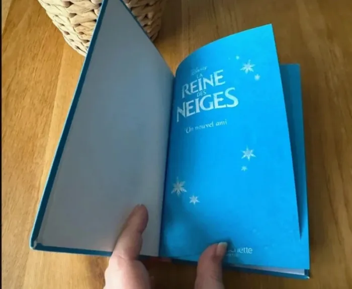 Livre bibliothèque rose 6/8 ans La reine des neiges - photo numéro 4
