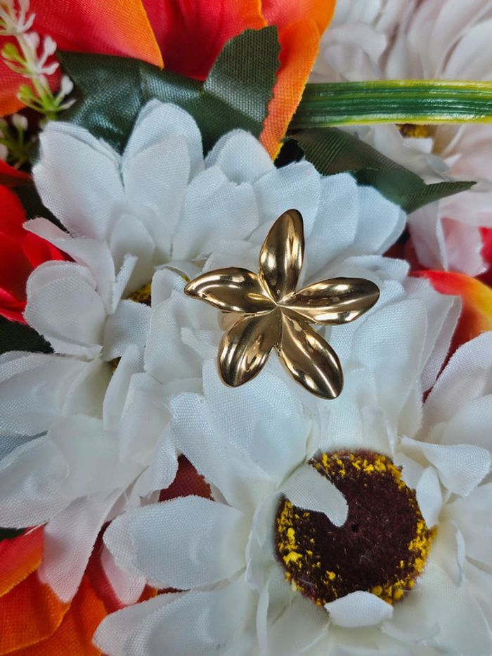Bague ajustable fleur - photo numéro 3
