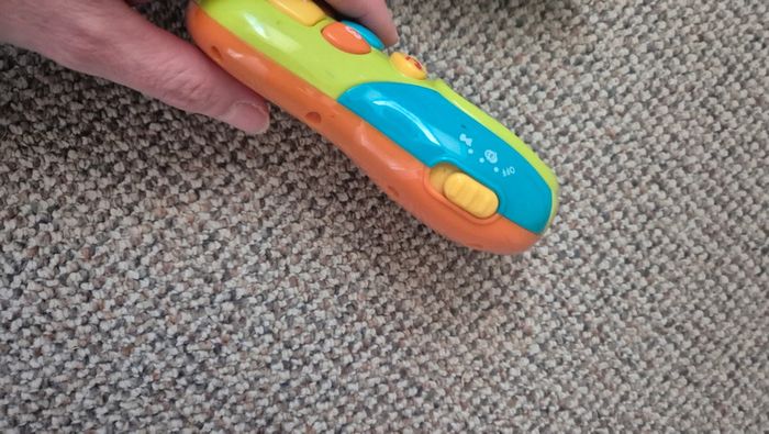 Lot 2 jouets musicaux et téléphone - photo numéro 2