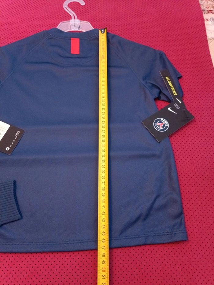 Tenue de foot PSG, Nike Authentique Officiel taille enfant 5/6 ans, Neuf - photo numéro 14