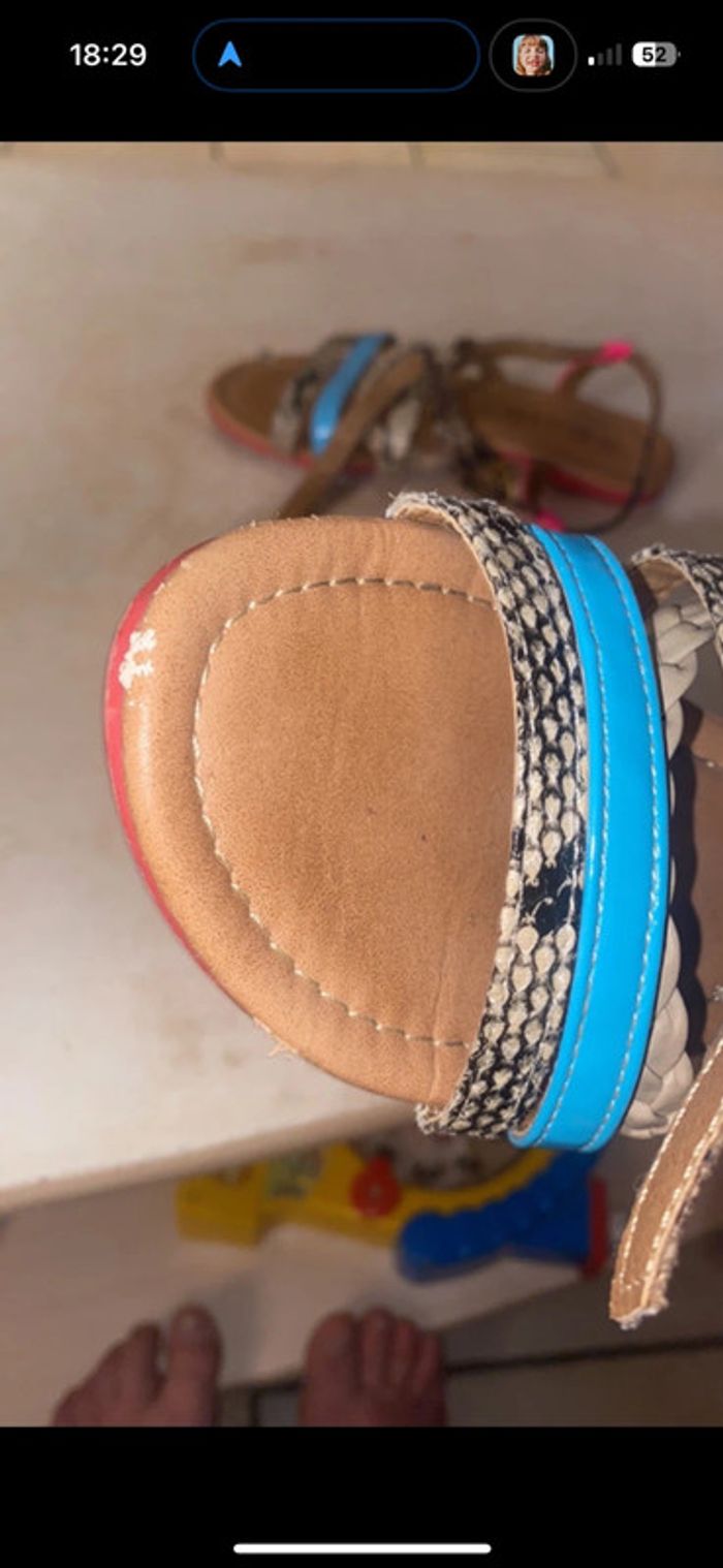 Sandales bleu rose taille 31 - photo numéro 5