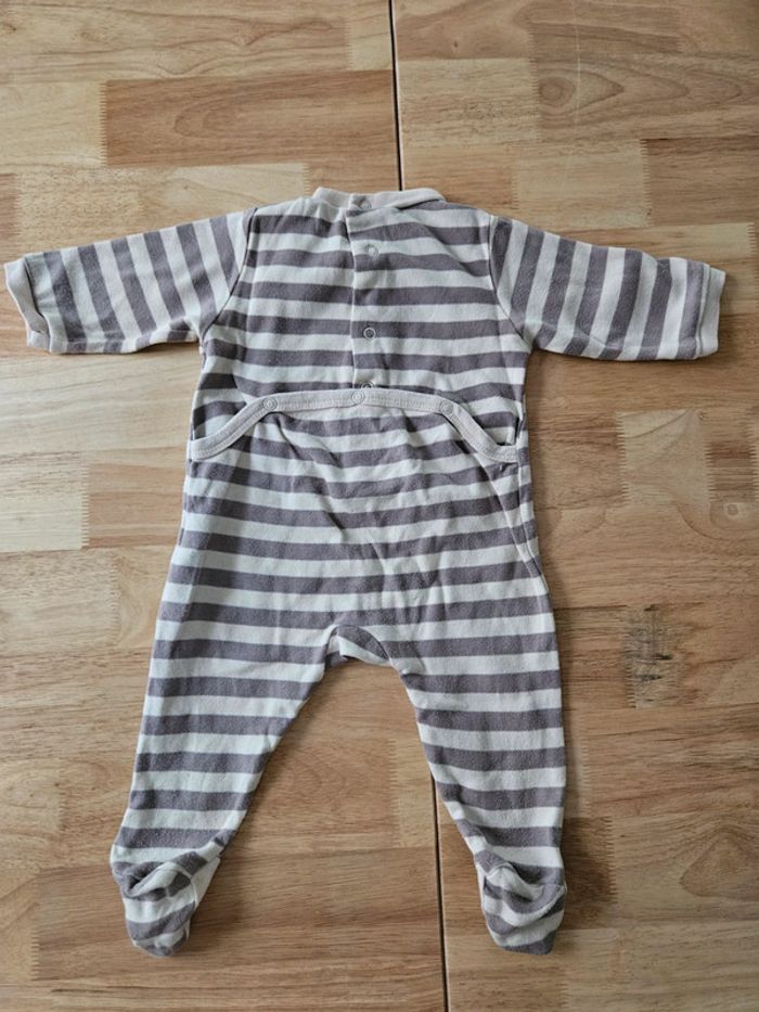 Pyjamas /grenouillère mi saison - photo numéro 2