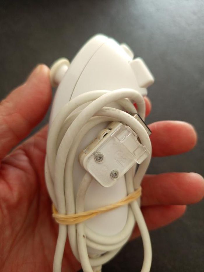 Nintendo - Wii - Nunchuk - photo numéro 2
