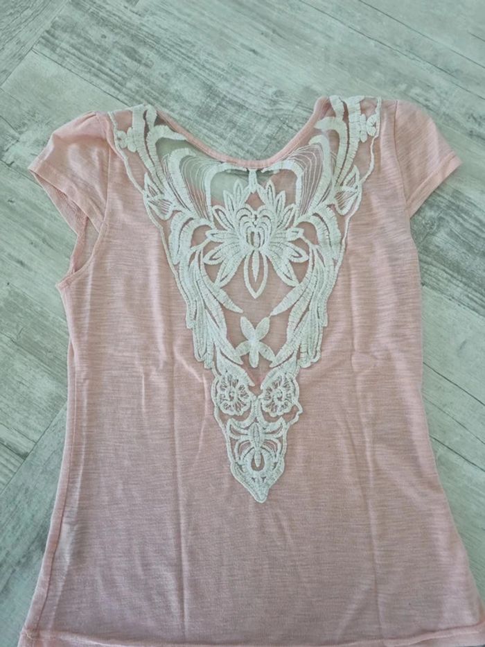 Tee-shirt Taille M - photo numéro 3